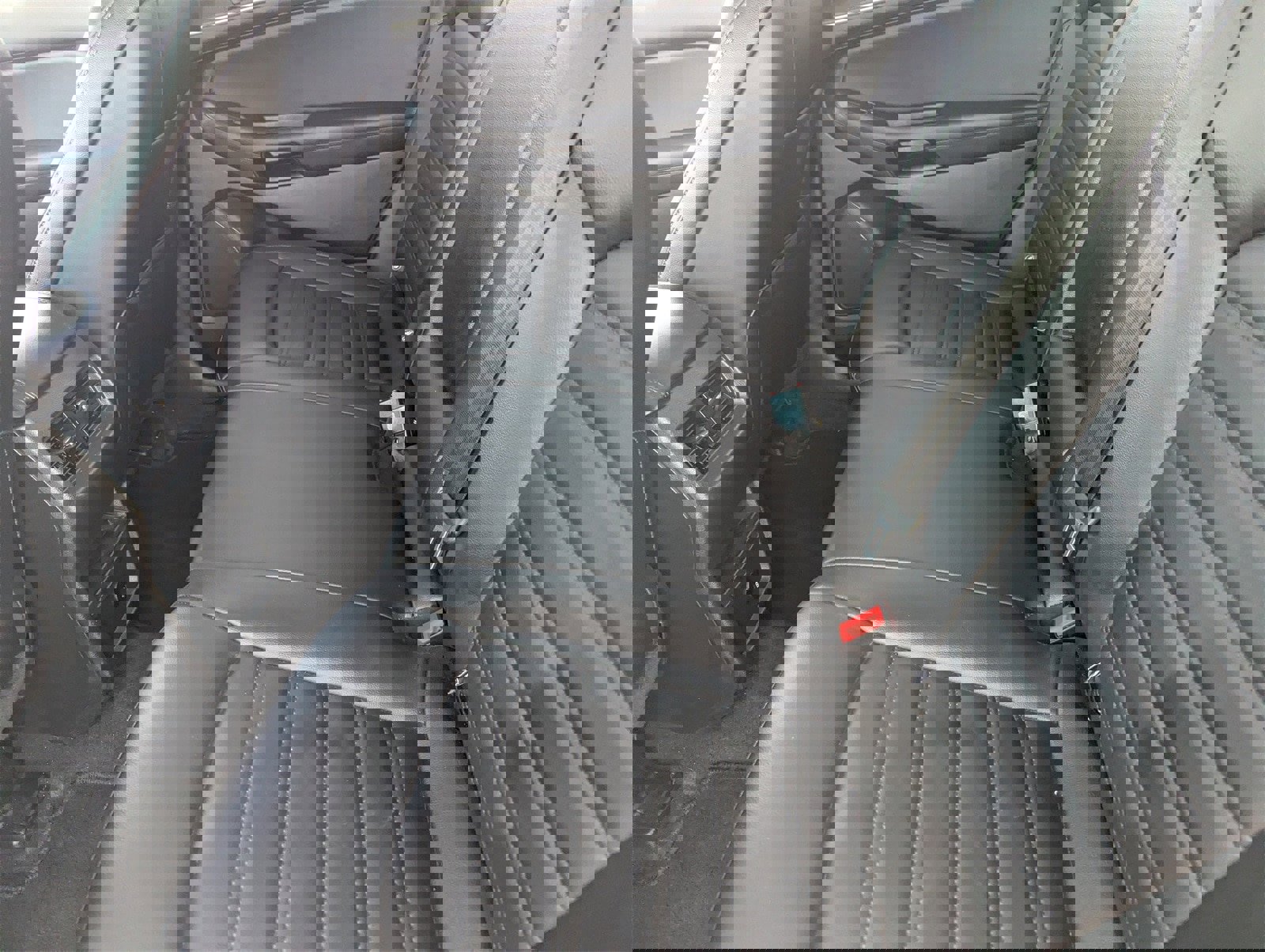 Certified 2024 Ford Edge SEL image 17