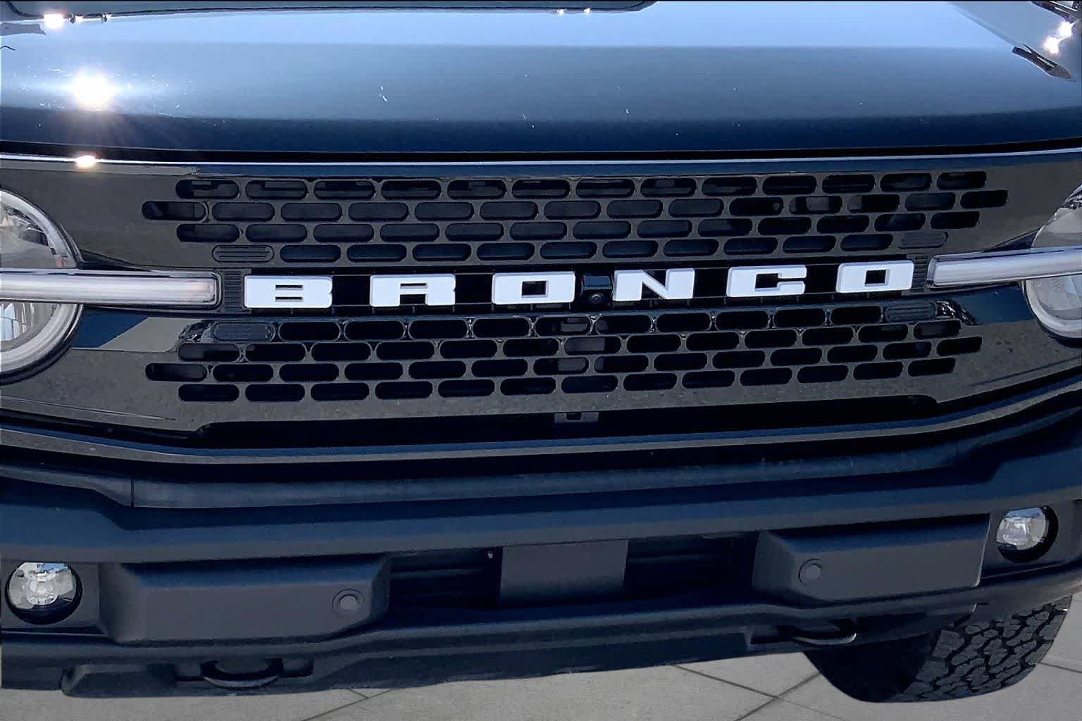 Certified 2025 Ford Bronco Outer Banks AWD/4WD image 30