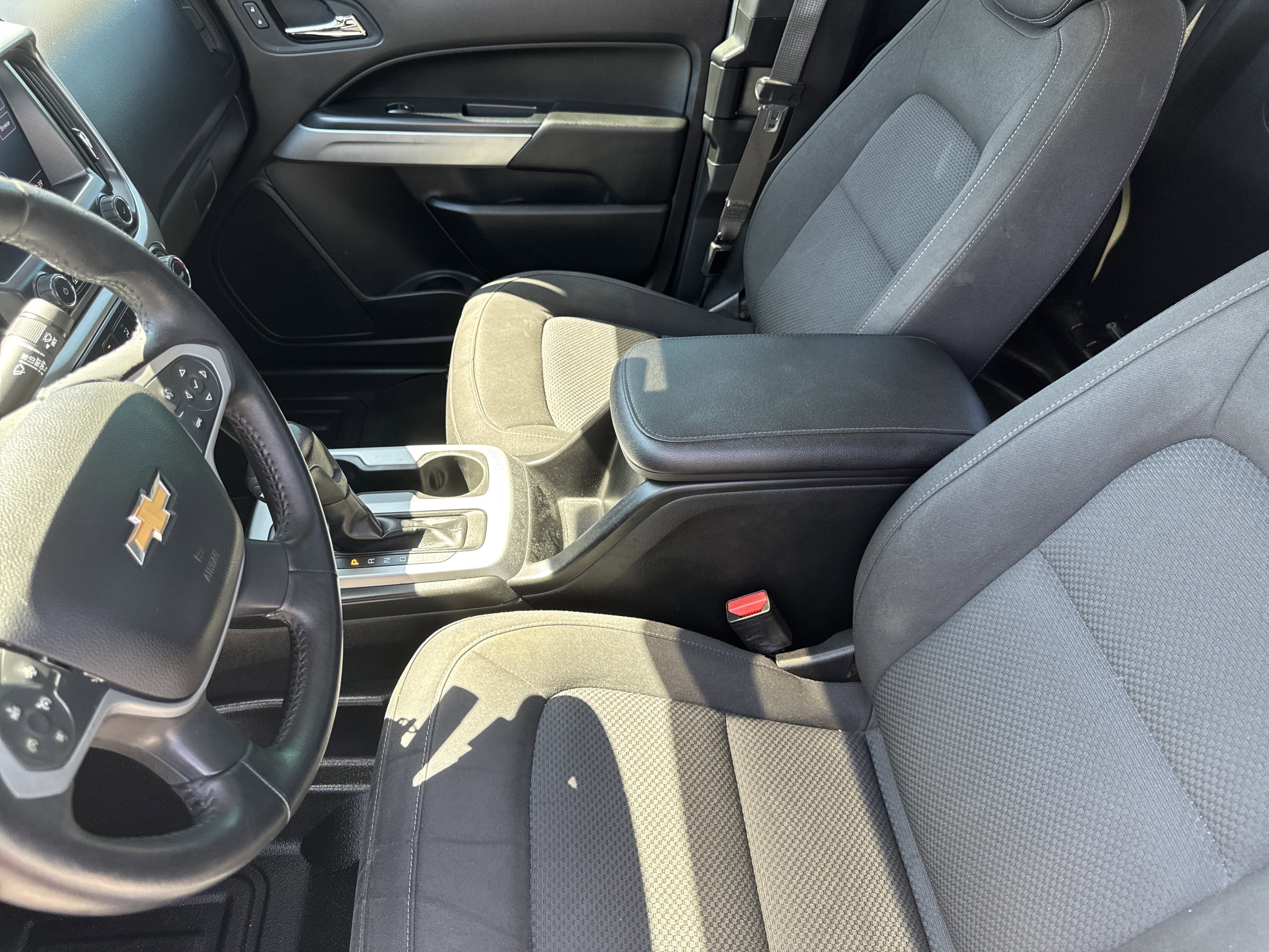 Used 2021 Chevrolet Colorado LT w/ Fleet Safety Package image 9