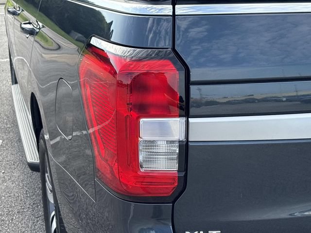 Certified 2024 Ford Expedition XLT RWD image 11