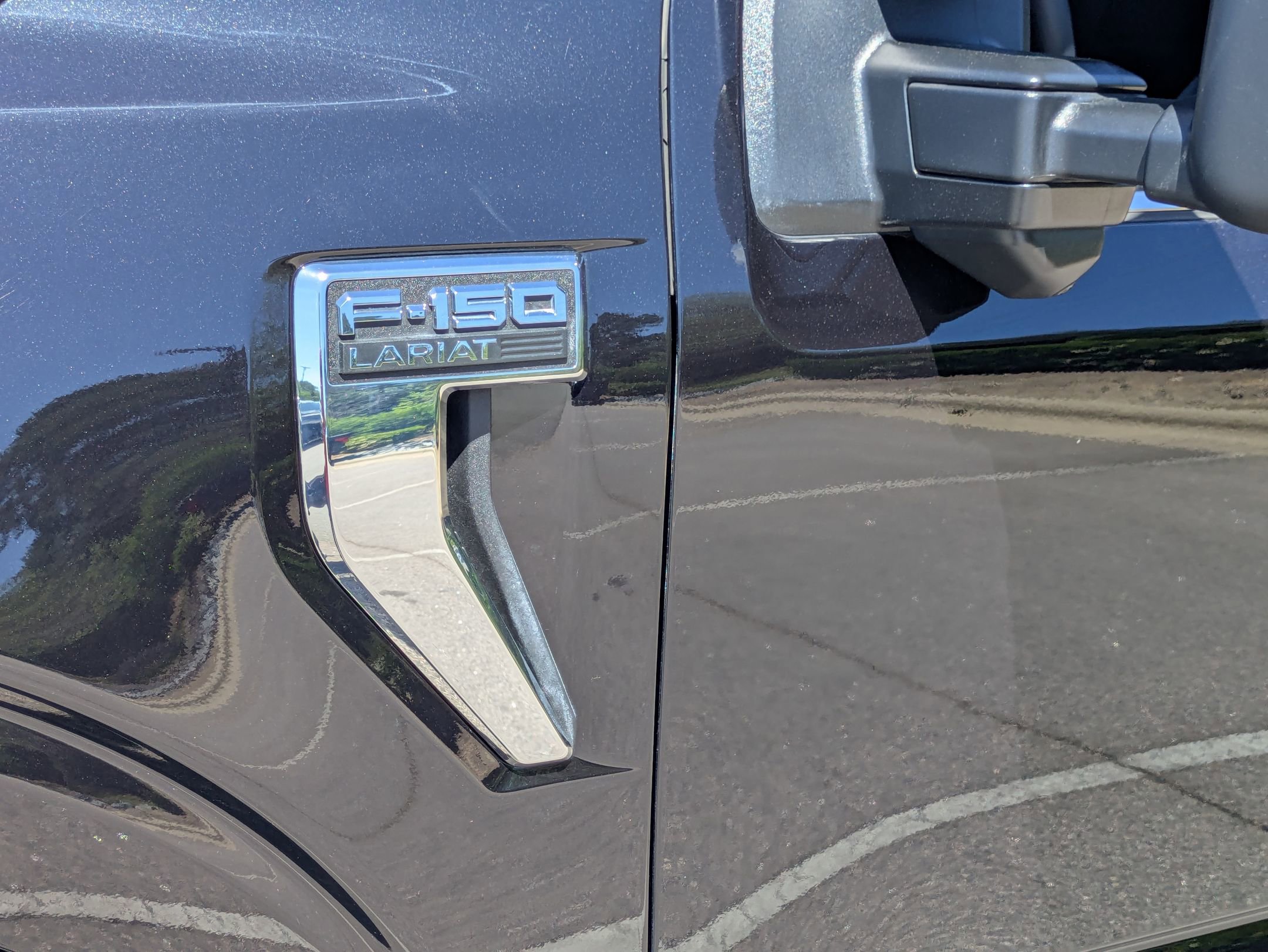 Certified 2024 Ford F150 Lariat w/ FX4 Off-Road Package AWD/4WD image 12