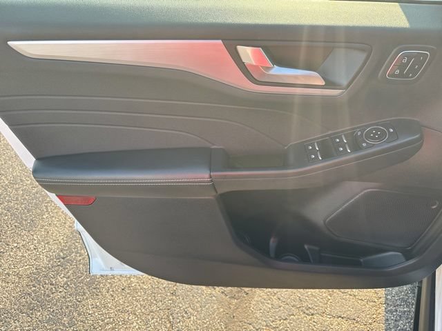 Certified 2023 Ford Escape Platinum AWD/4WD image 15