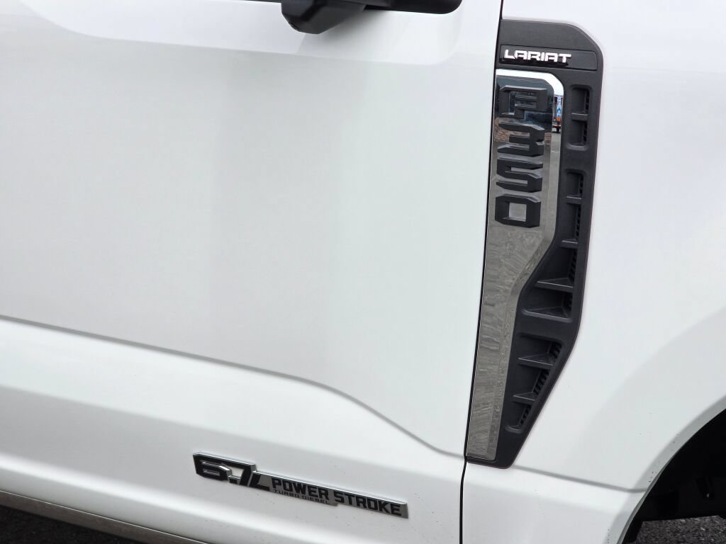 Certified 2024 Ford F350 Lariat w/ Lariat Ultimate Package AWD/4WD image 10