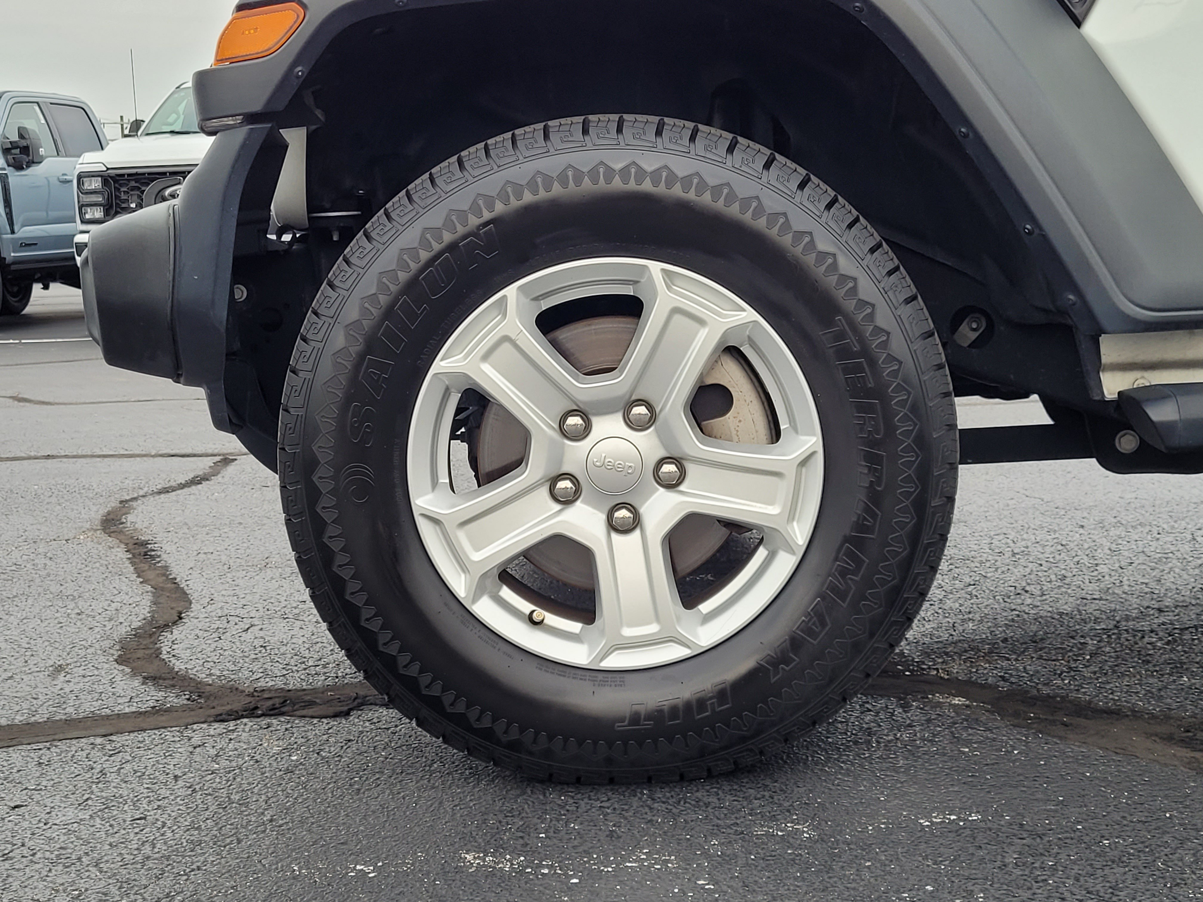 Used 2019 Jeep Wrangler Sport AWD/4WD image 10
