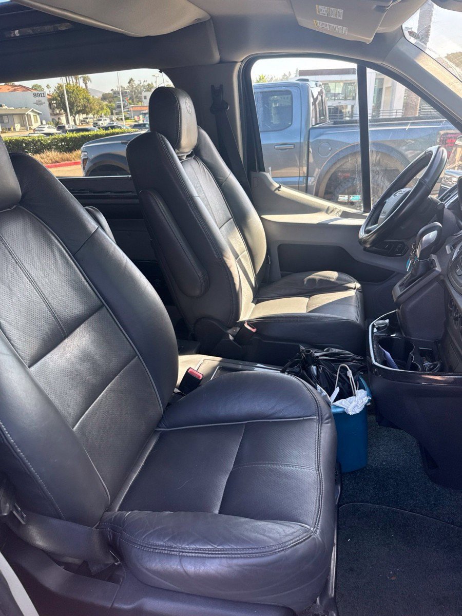 Certified 2017 Ford Transit 150 XLT RWD image 9