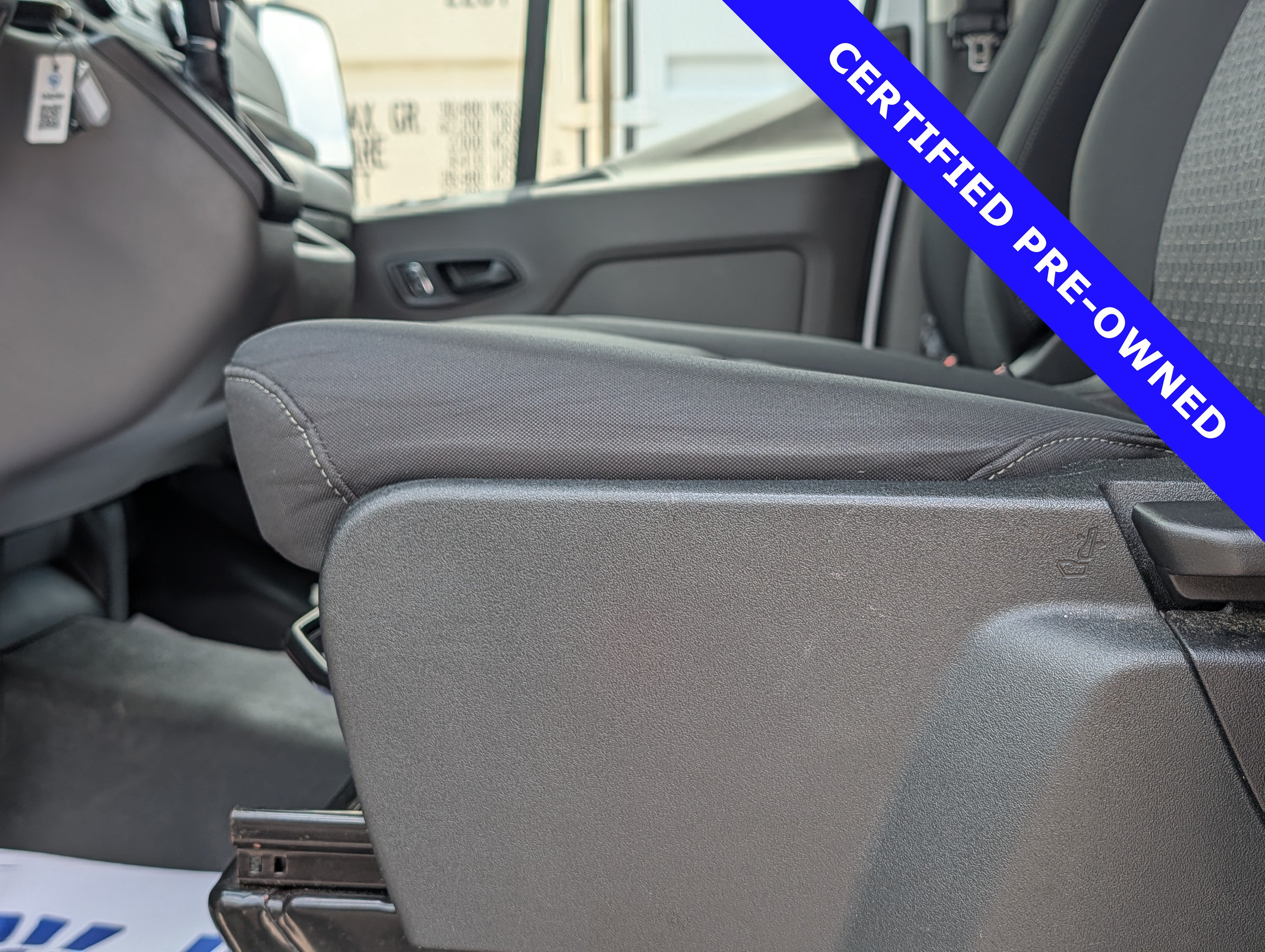 Certified 2025 Ford Transit 250 Low Roof w/ Exterior Upgrade Package RWD image 19