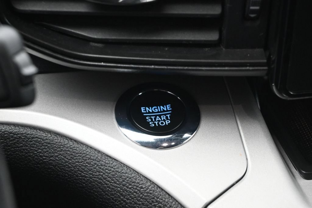 Certified 2023 Ford Explorer XLT RWD image 13