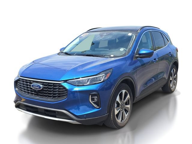 Certified 2023 Ford Escape Platinum w/ Class II Trailer Tow Package AWD/4WD image 2