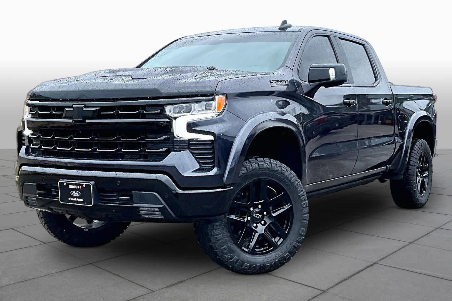 Used 2024 Chevrolet Silverado 1500 LT Trail Boss w/ LT Trail Boss Premium Package AWD/4WD image 35