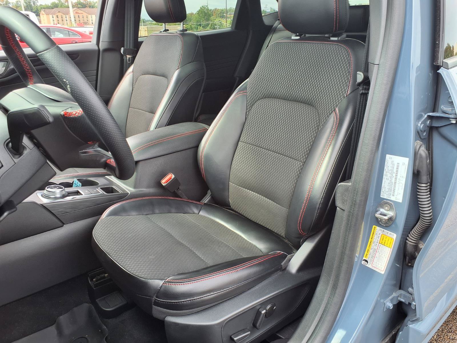 Certified 2024 Ford Escape ST-Line Select w/ Tech Pack #2 AWD/4WD image 8
