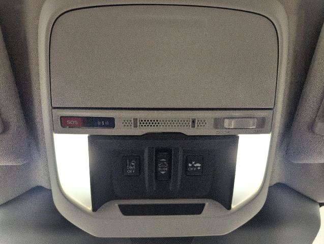 Used 2023 Subaru Forester Premium AWD/4WD image 19