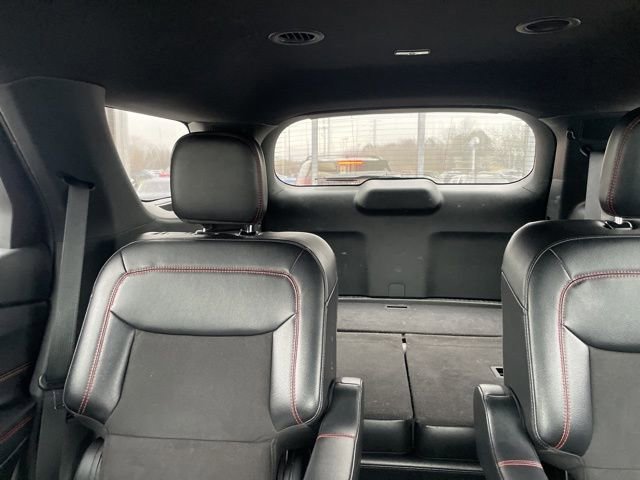 Certified 2024 Ford Explorer ST-Line w/ Class IV Trailer Tow Package image 18