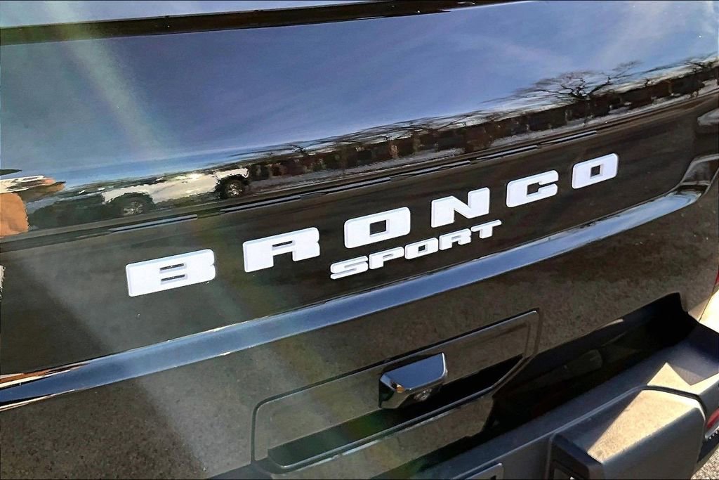 Certified 2025 Ford Bronco Sport Badlands AWD/4WD image 8