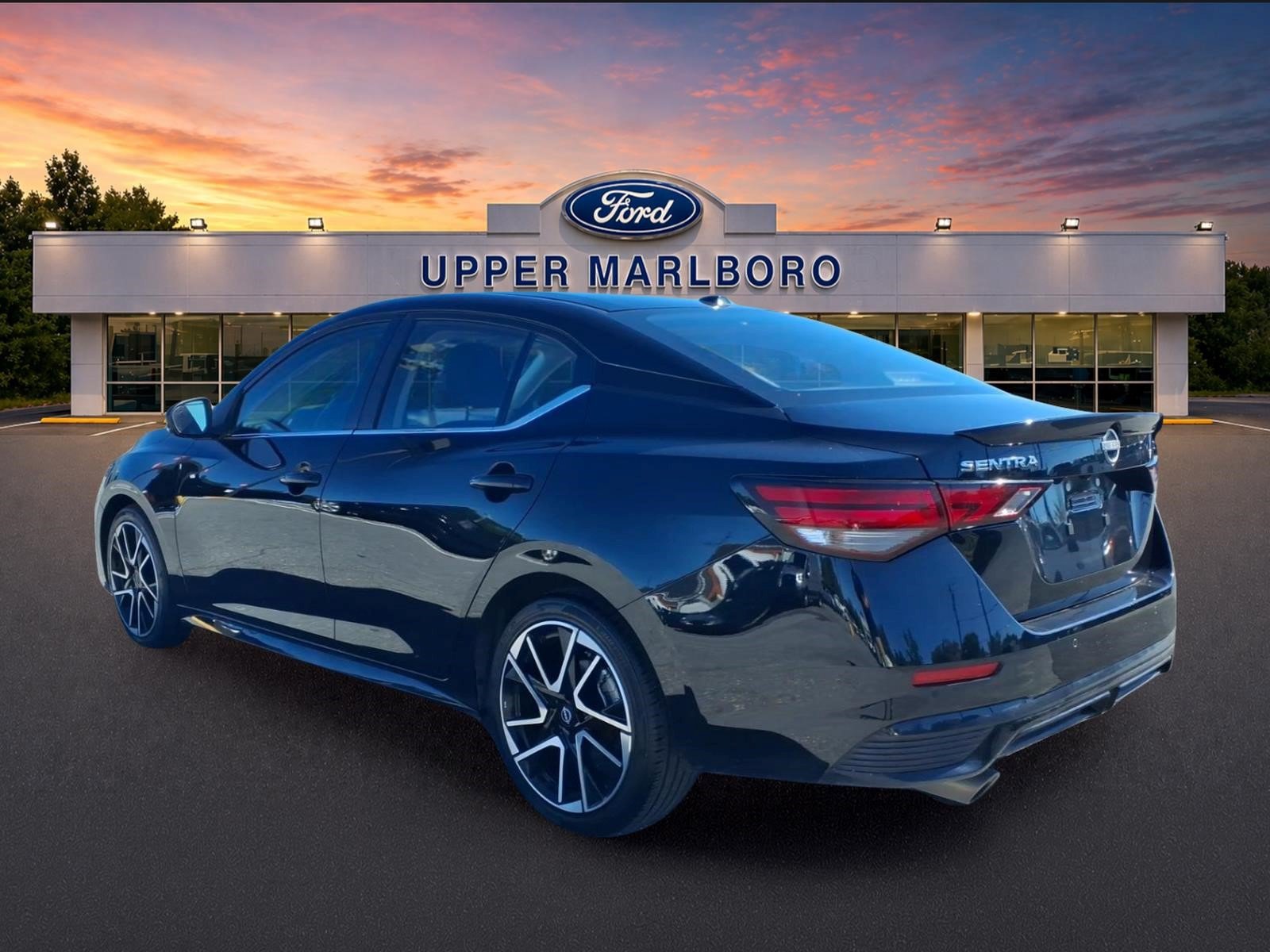Used 2025 Nissan Sentra SR FWD image 4