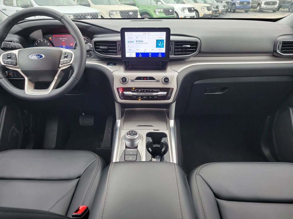 Certified 2023 Ford Explorer XLT w/ Equipment Group 202A image 11