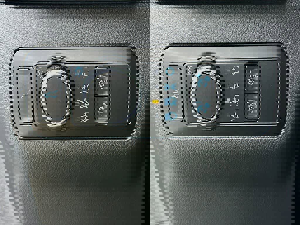 Certified 2023 Ford Escape ST-Line image 27