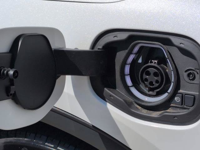 Certified 2024 Ford Escape SE FWD image 8