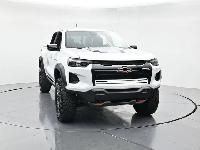 Used 2026 Chevrolet Colorado ZR2 AWD/4WD image 5