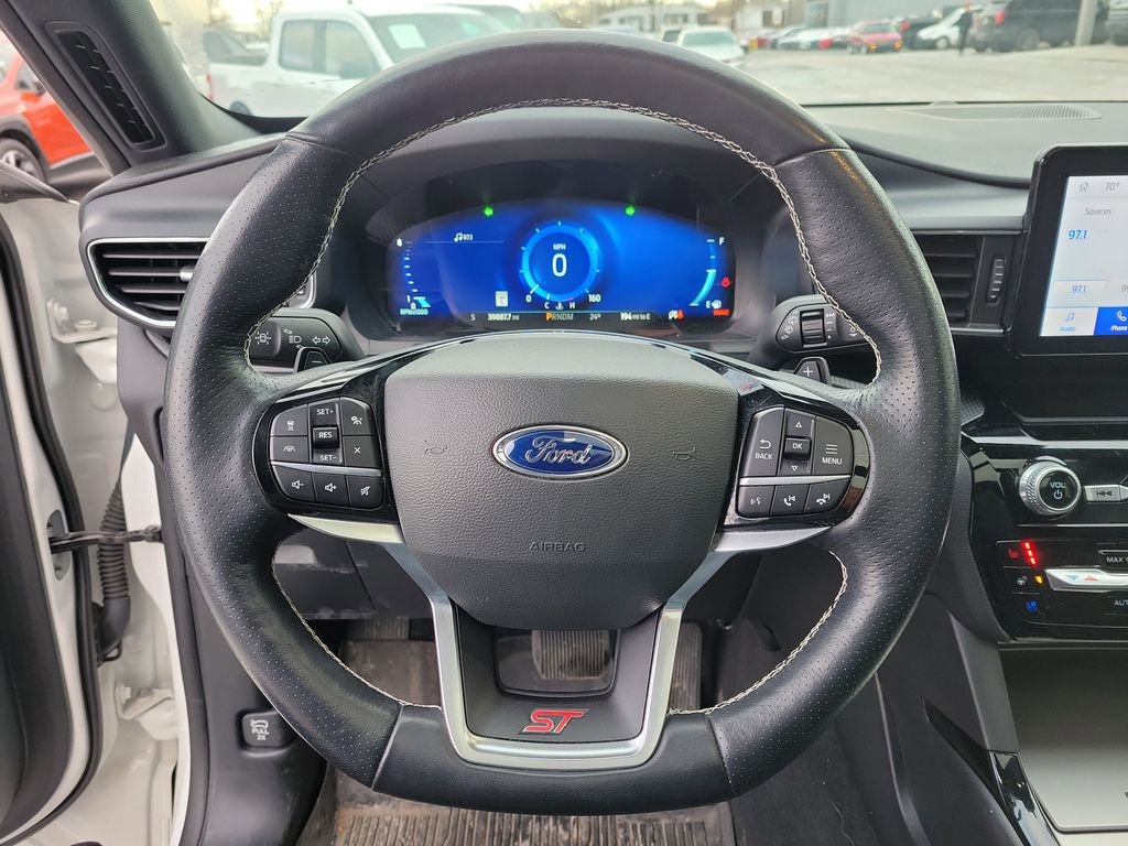 Certified 2022 Ford Explorer ST w/ Equipment Group 401A image 21