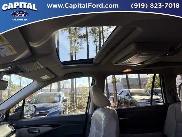Used 2020 Honda Pilot Elite image 21