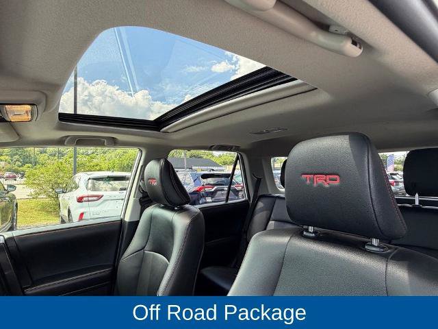 Used 2024 Toyota 4Runner TRD Off-Road Premium w/ Moonroof Package AWD/4WD image 7