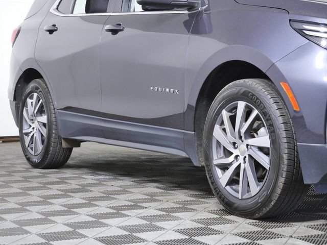 Used 2022 Chevrolet Equinox LT AWD/4WD image 2