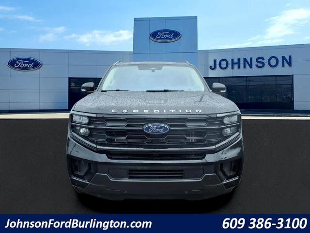 Certified 2025 Ford Expedition Active AWD/4WD image 9