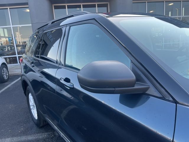 Certified 2023 Ford Explorer XLT image 7