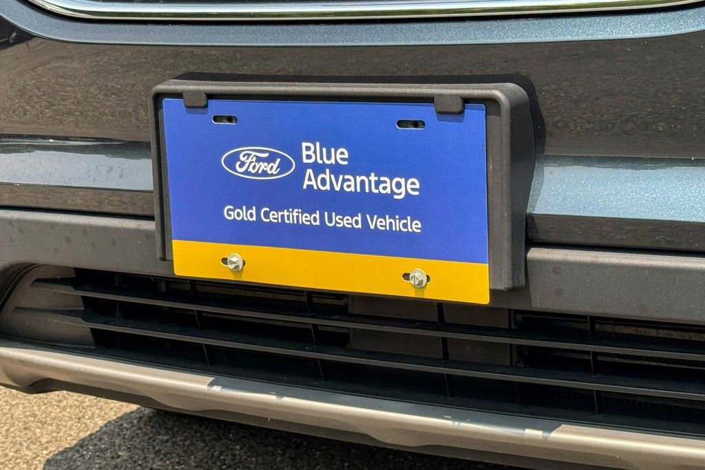Certified 2022 Ford Edge SEL w/ Convenience Package AWD/4WD image 9