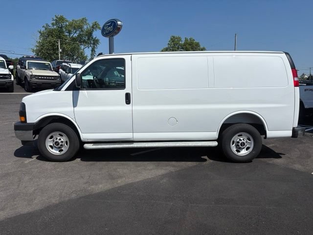Used 2025 GMC Savana 2500 w/ Driver Convenience Package RWD image 6