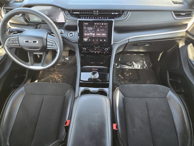 Used 2023 Jeep Grand Cherokee L Laredo RWD image 24