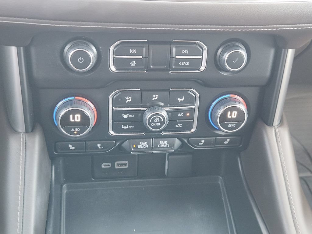 Used 2024 Chevrolet Tahoe Z71 AWD/4WD image 20