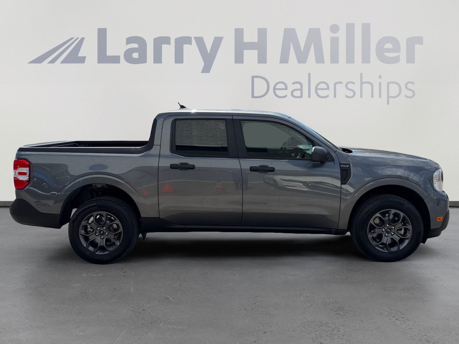 Certified 2024 Ford Maverick XLT FWD image 6