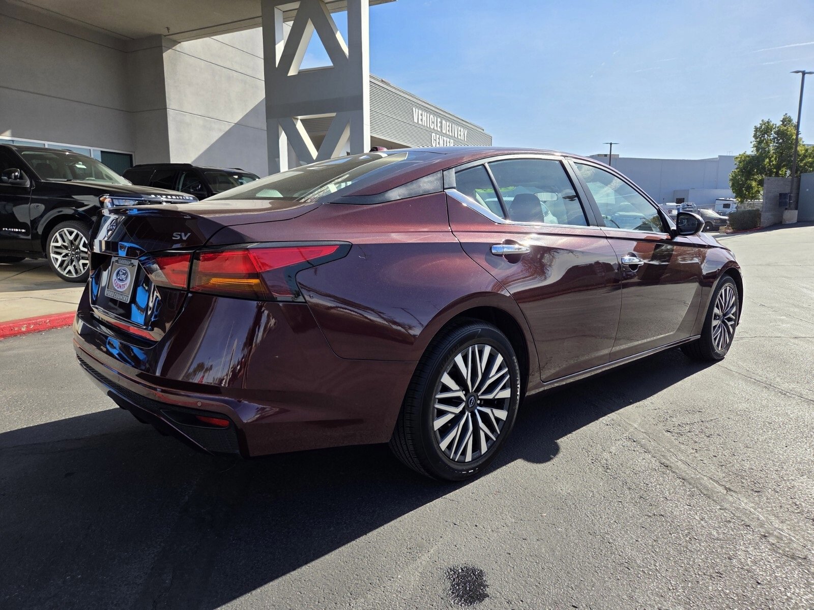 Used 2024 Nissan Altima 2.5 SV image 5