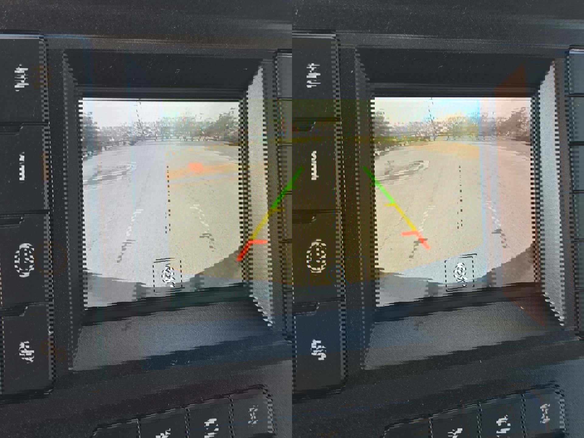 Certified 2022 Ford F250 XL w/ Power Equipment Group image 17