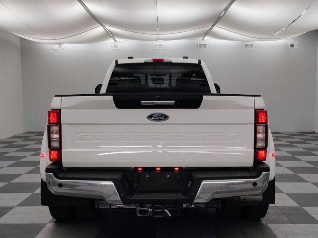 Certified 2022 Ford F350 Lariat w/ Lariat Value Package AWD/4WD image 6