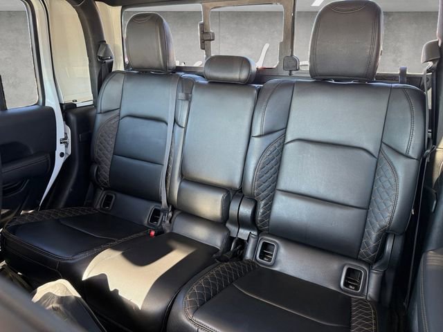 Used 2023 Jeep Gladiator Overland image 13