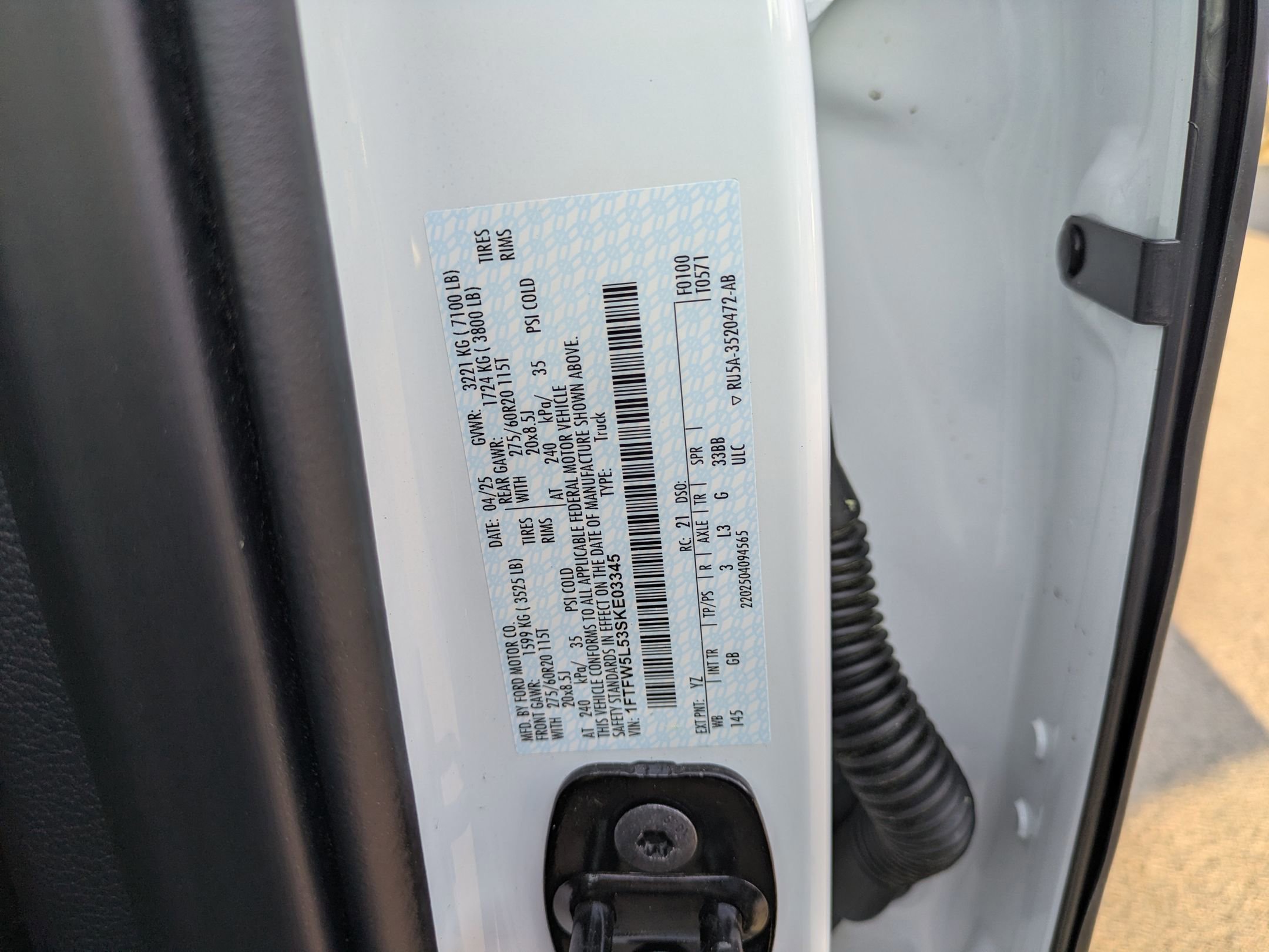 Certified 2025 Ford F150 Lariat w/ Equipment Group 501A Mid image 36