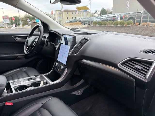 Certified 2022 Ford Edge SEL w/ Convenience Package image 38