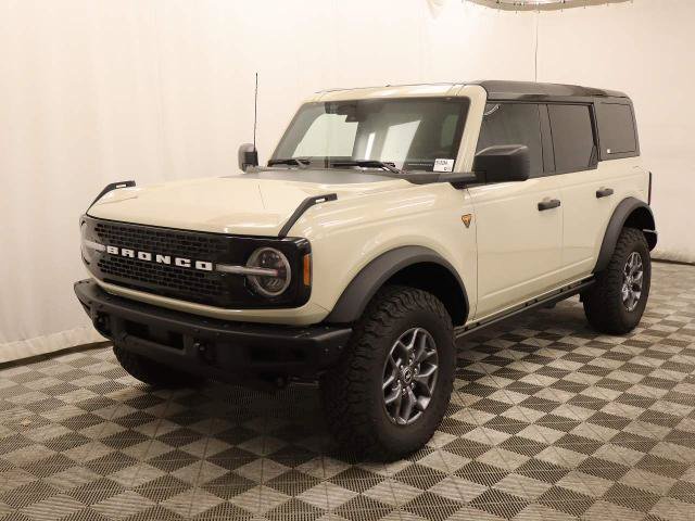 Certified 2025 Ford Bronco Badlands AWD/4WD image 7