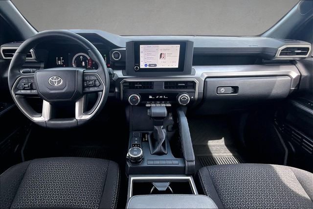 Used 2025 Toyota 4Runner SR5 AWD/4WD image 14