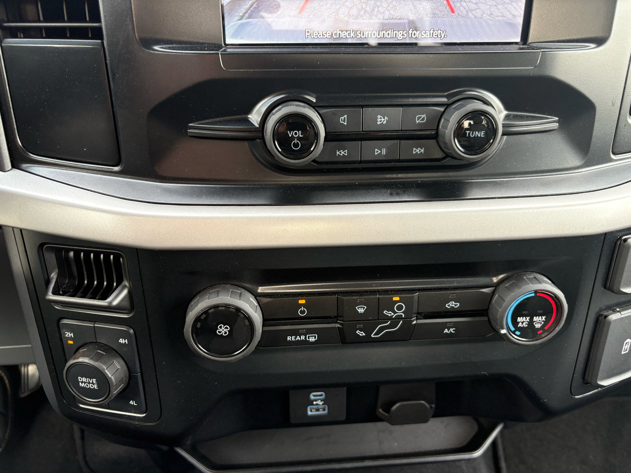 Certified 2023 Ford F150 XLT image 29