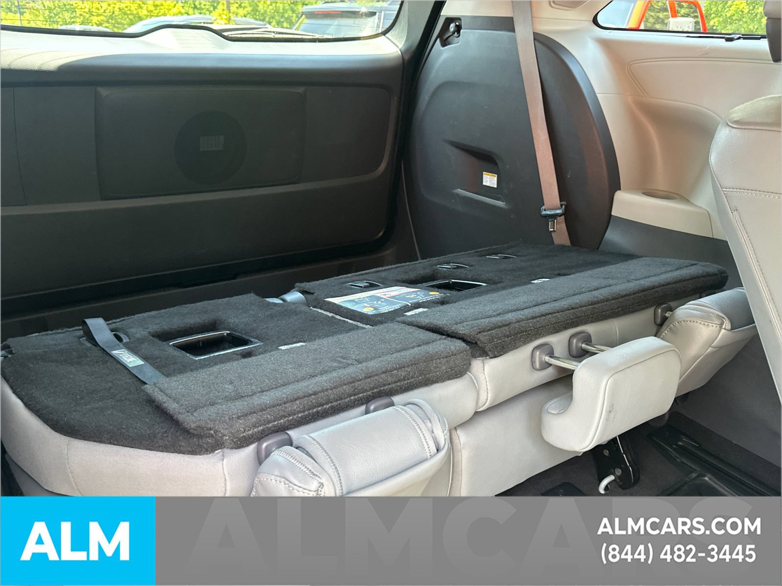 Used 2021 Toyota Sienna Limited FWD image 20