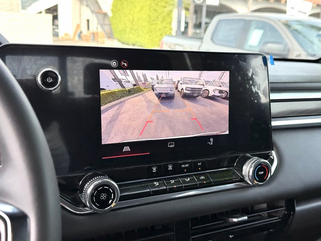 Used 2025 GMC Canyon Elevation image 25