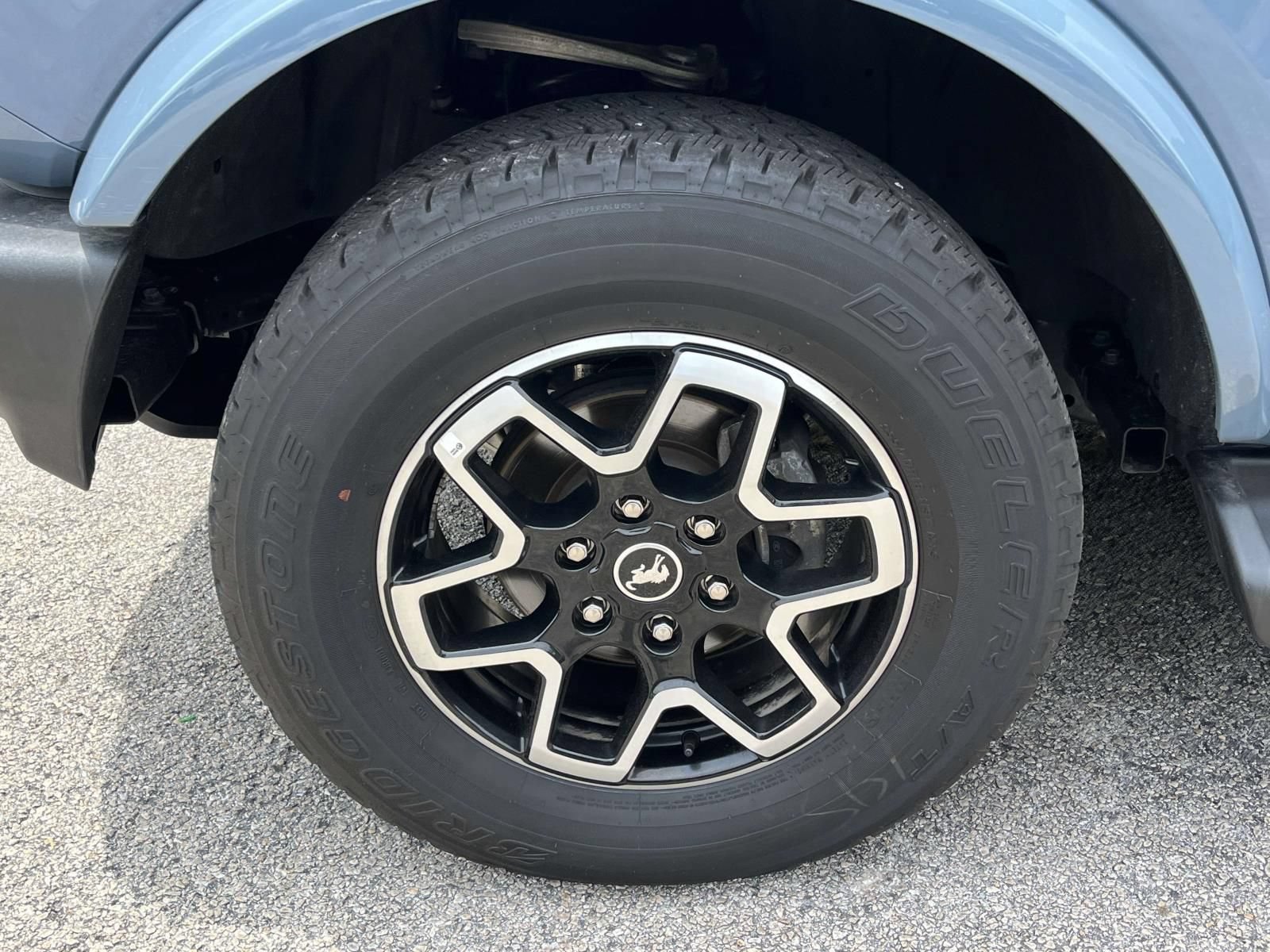 Certified 2025 Ford Bronco Outer Banks AWD/4WD image 9