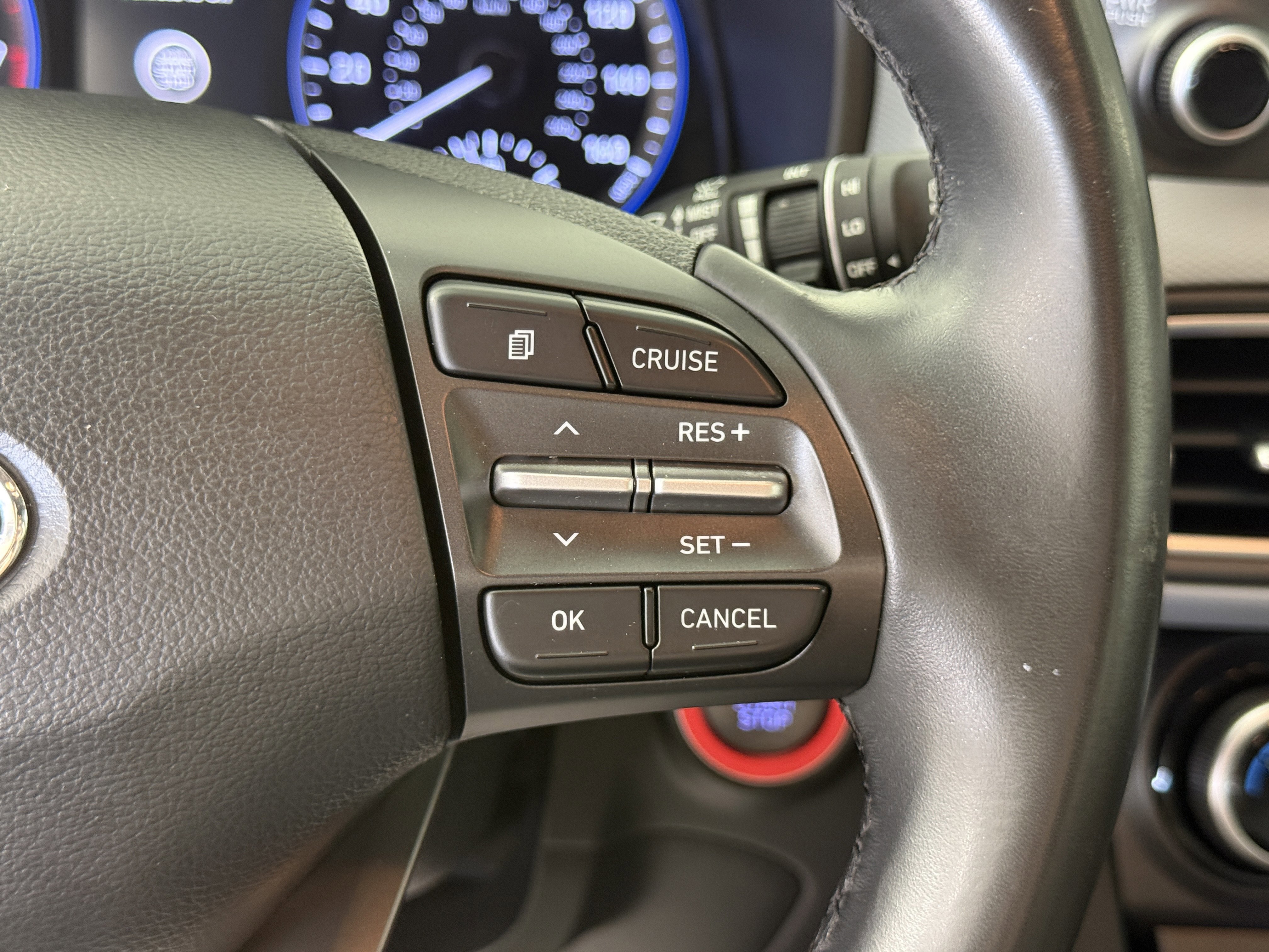 Used 2021 Hyundai Kona Limited w/ Cargo Package image 25