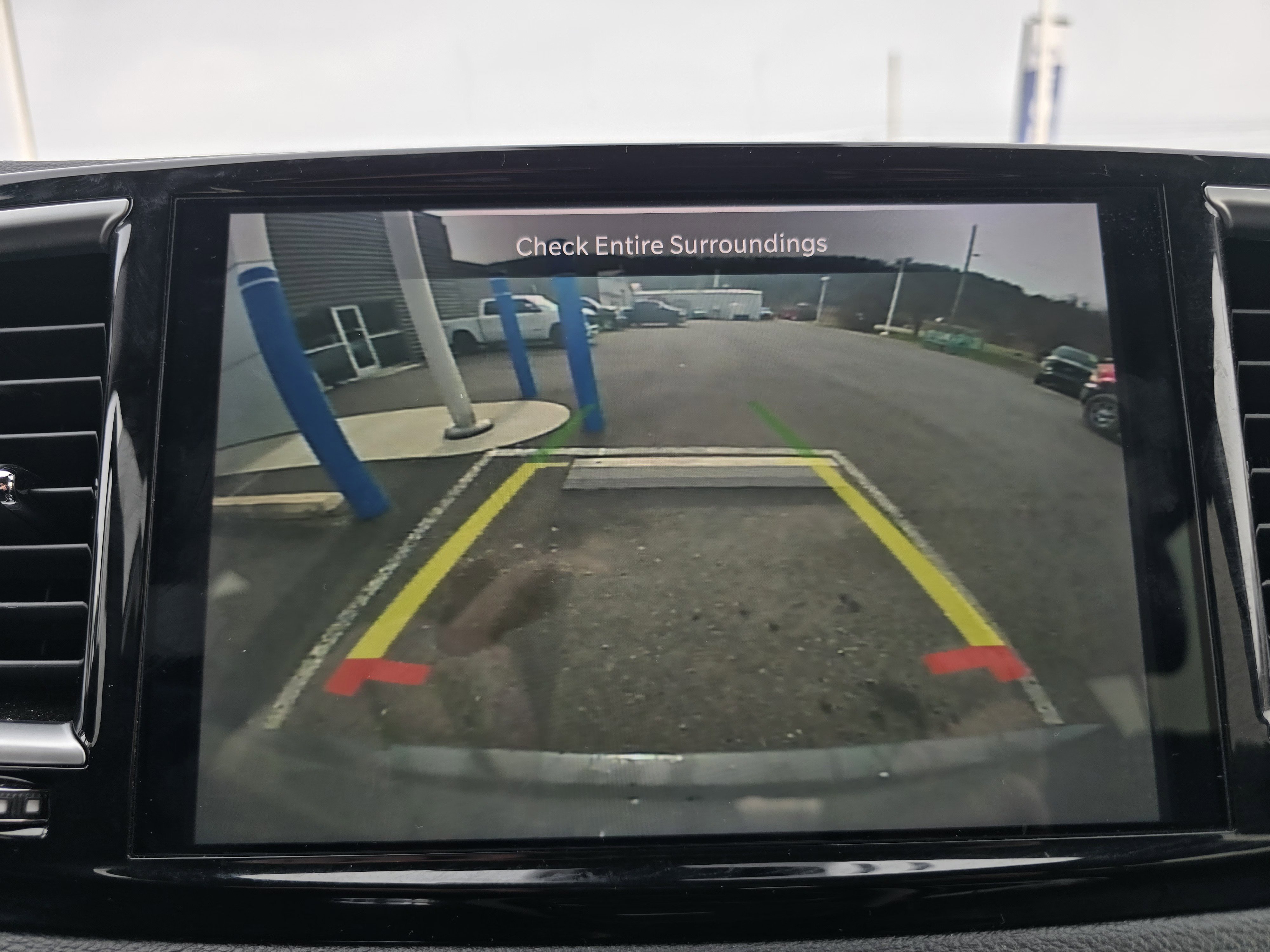 Used 2023 Chrysler Pacifica Limited FWD image 29
