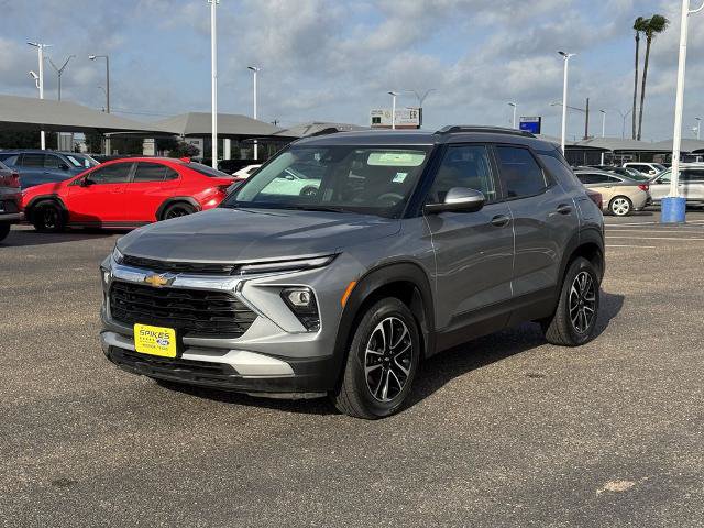 Used 2025 Chevrolet TrailBlazer LT AWD/4WD image 8