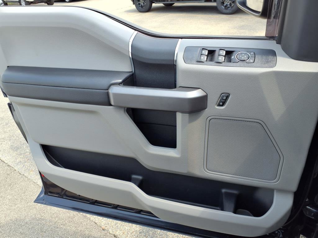 Certified 2021 Ford F250 XLT w/ XLT Value Package image 11