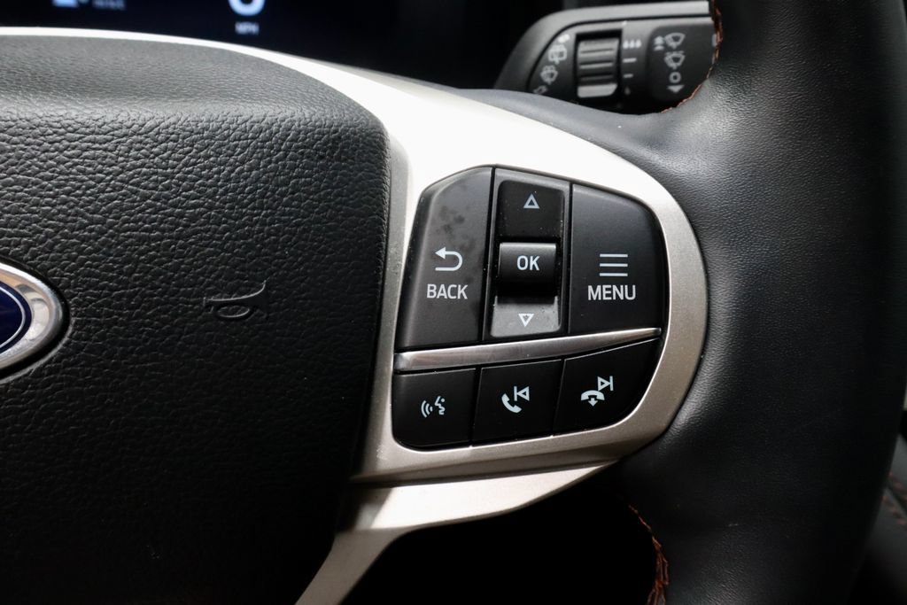 Certified 2025 Ford Explorer Active AWD/4WD image 31